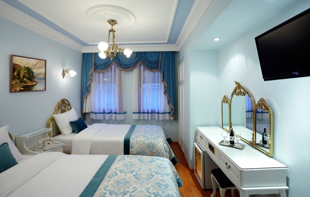 16-double-room