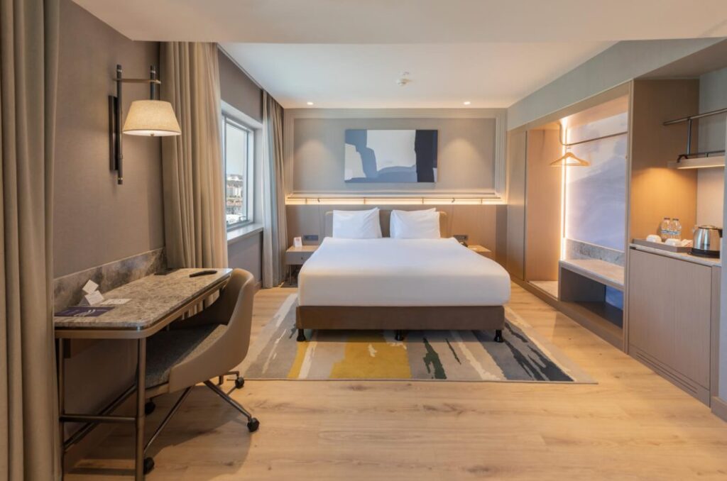 Kolin-Hotel-Canakkale-DELUXE-KING-ROOM-WITH-GARDEN-VIEW-2-qgb0tncfnihuiafedcuhcjef3gypb7aldglojlj362