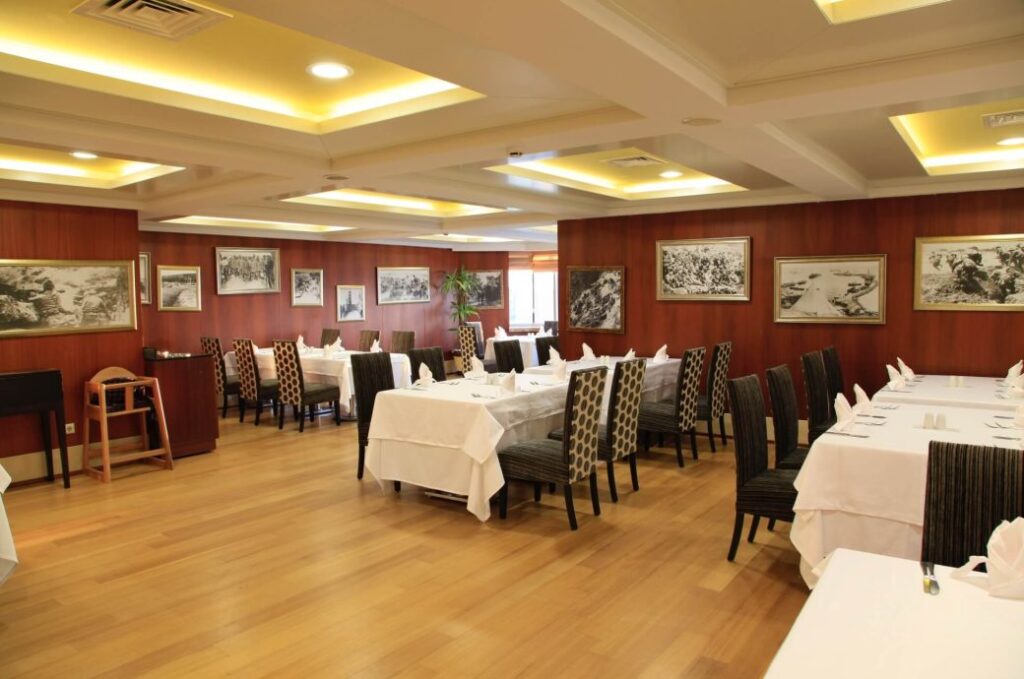Sofra-Vip-Salonu-qgn9o40r919msrdzubx3udgb2z9go5bs5czuxk9p10