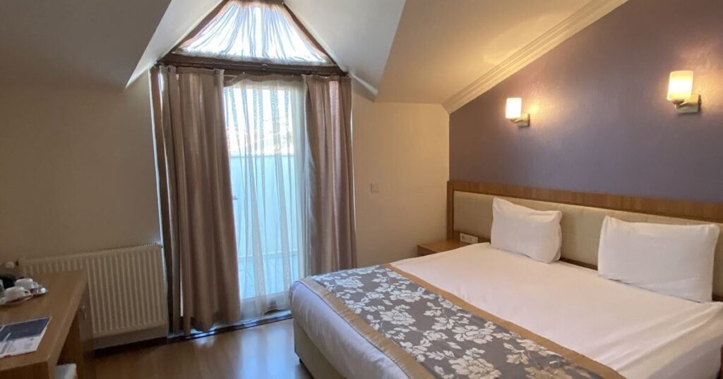 grand-cati-double-room-2-1200×630
