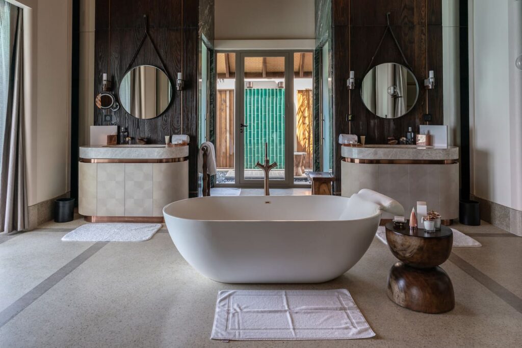 luxurious-interior-very-expensive-rich-water-villa-maldives-decorated-with-natural-wood-9