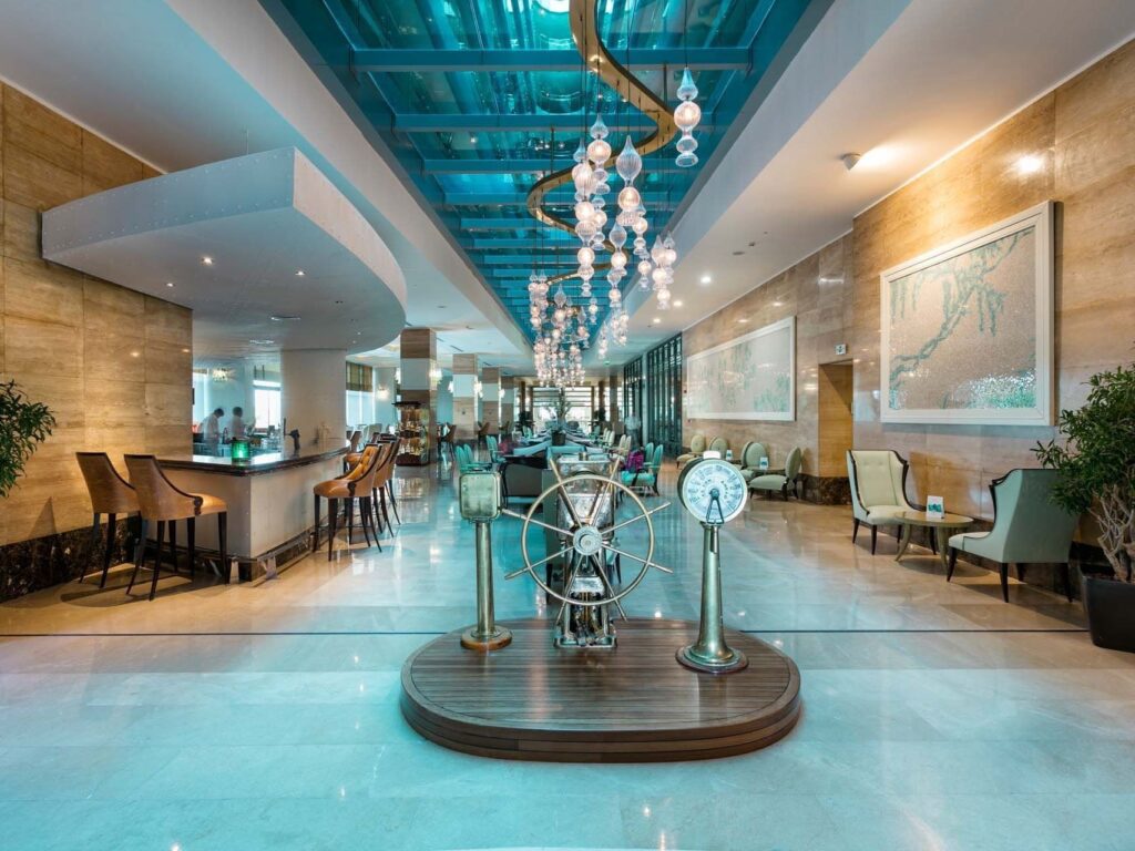 titanic-beach-lara-caprice-lobby-bar-8_standard